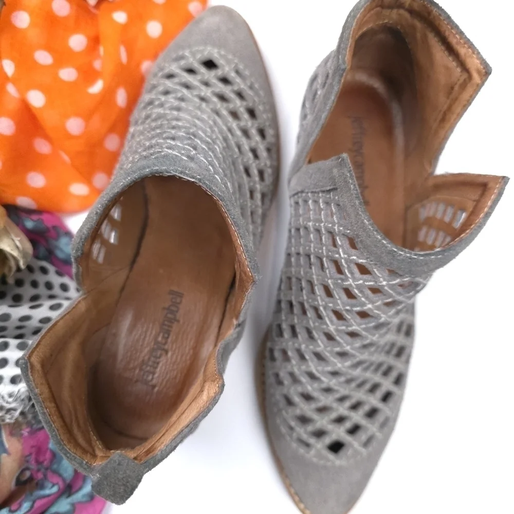 Jeffery Campbell Gray Suede Cutout Ankle Boots Sz 6m